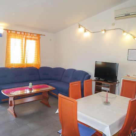 Apartment Ivanka 2 By Interhome Ясенице Экстерьер фото